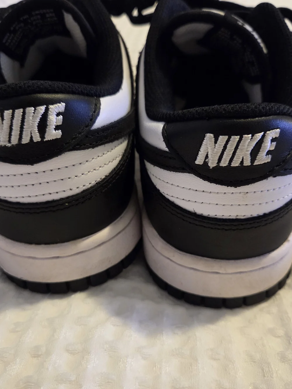 NWOT - Nike Women's Black/White Low-Top Sneakers